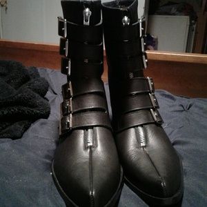 Winklepickers, gothpikes, trad goth, alternative
